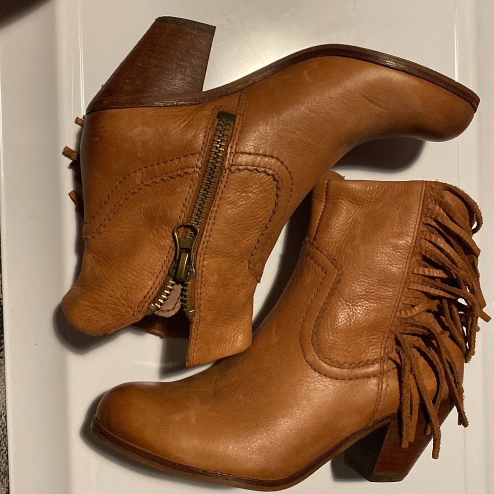 Sam Edelman booties - Picture 2 of 6